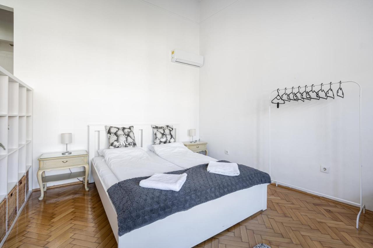 Vulcan Studio Near Danube Budapest Eksteriør billede